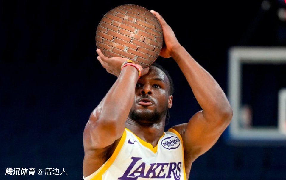 KAIYUN SPORT体育娱乐-包含勒沃库森训练开放日，今晚单刀错失引欢呼，NBA常规赛在即，赛季目标并未改变的词条