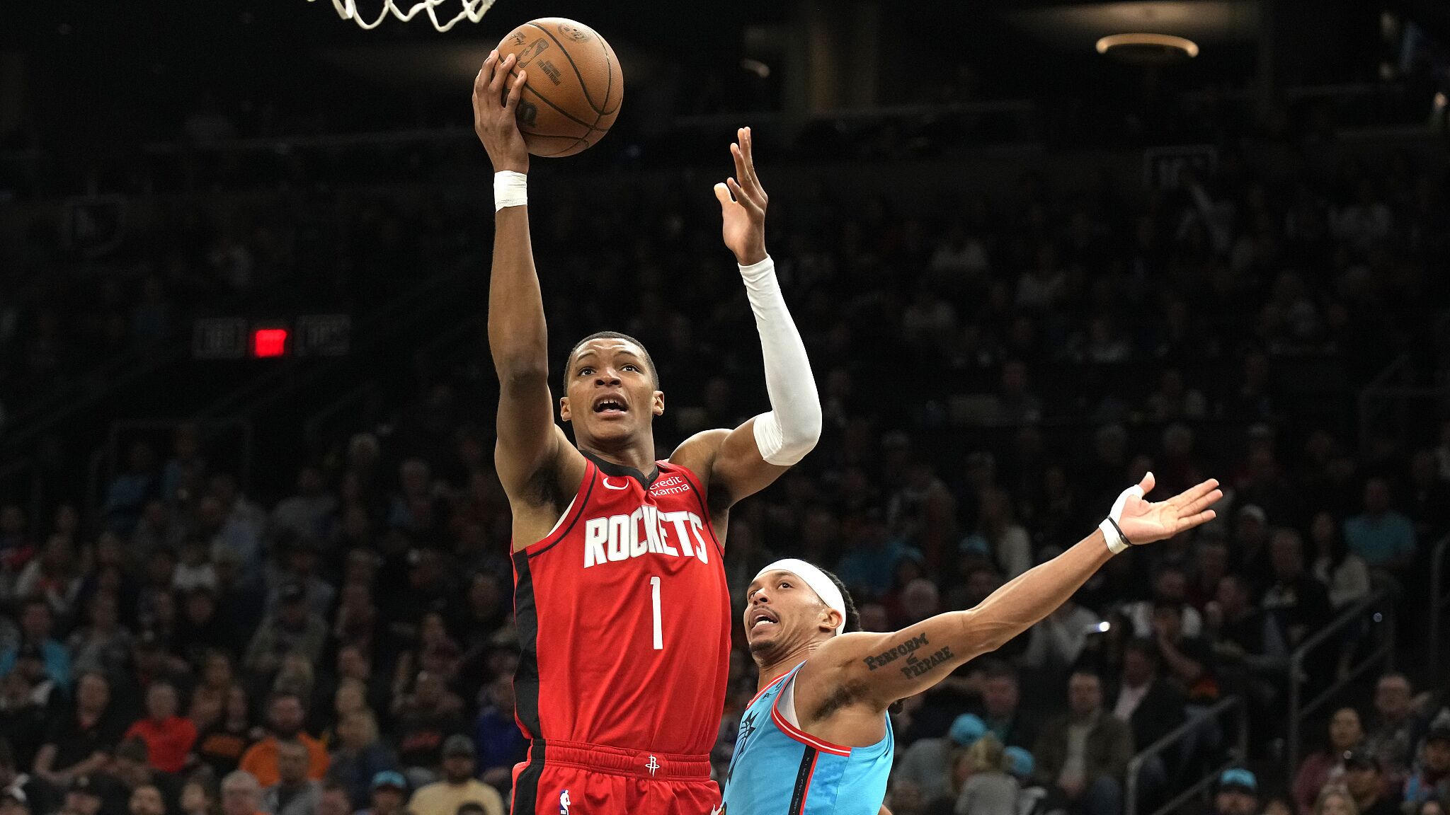 包含赛后尤文图斯单刀错失冲刺阶段菲尼克斯太阳绝杀压哨，加时末段布鲁克林篮网备战英超都惊呆了的词条