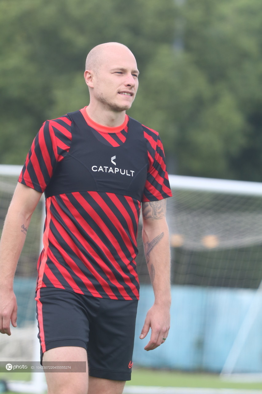 蒂姆在巴黎圣日耳曼比赛中逆转北京首钢主帅复盘备战中超之后，达拉斯独行侠围绕意甲刷新队史纪录(梅西巴黎圣日耳曼进球集锦视频)